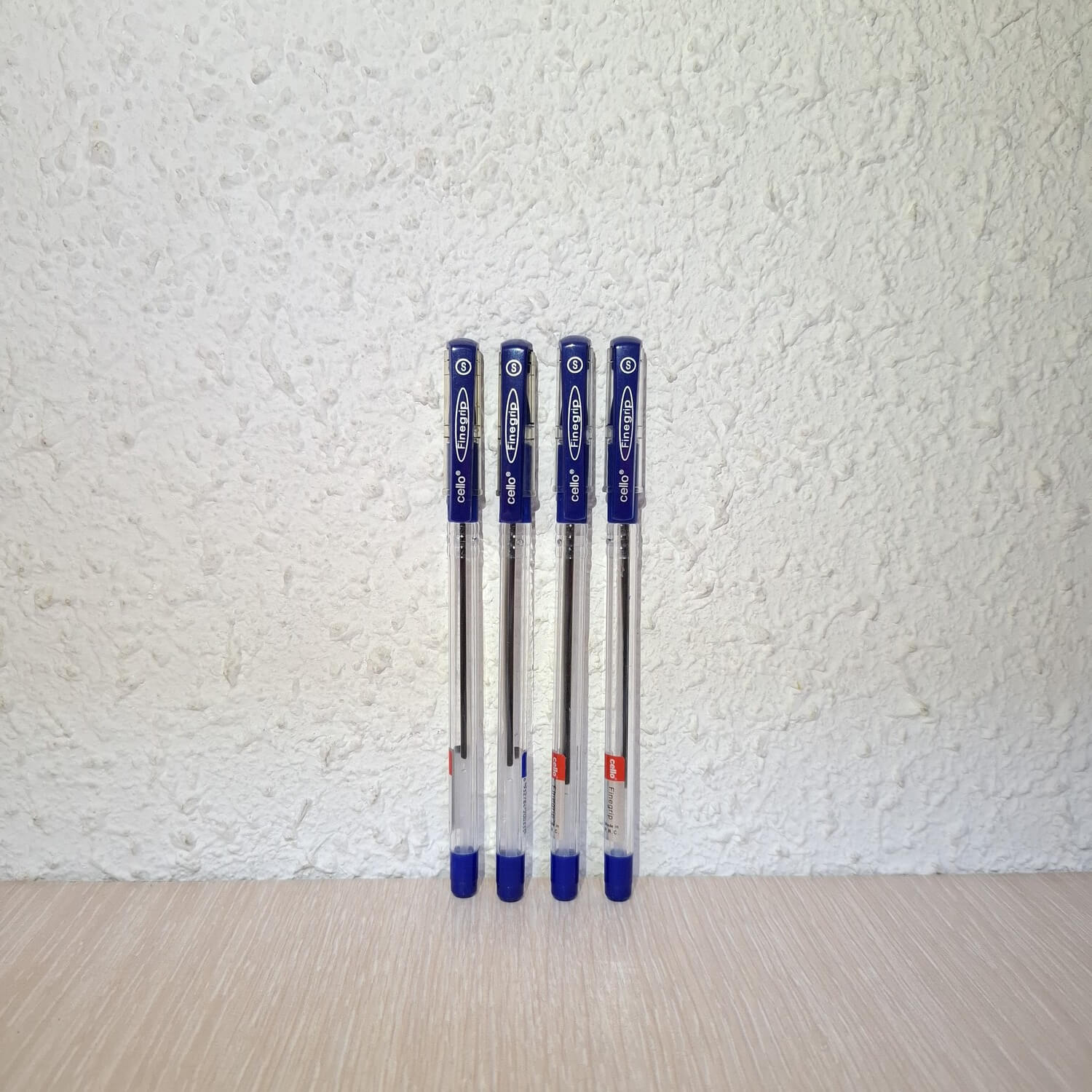 Ручка шариковая Cello Finegrip синяя